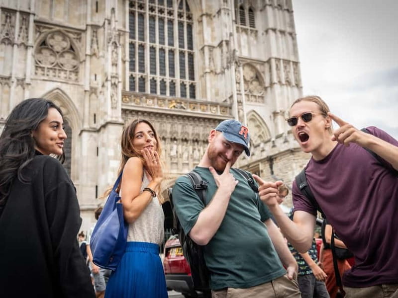 London: See 30+ Top Sights and Eat 8 British Foods Tour - Pub Lunch Energy and the British Food Sampling You’ll Actually Enjoy