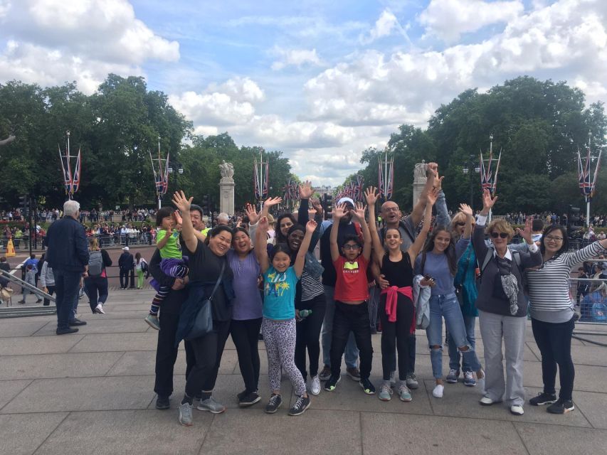 London: See 40+ London Sights – Fun Local Guide - Tower Bridge to the Tower Side: The Roman Wall, Bank of England Area, and the Square Mile