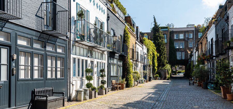 London: Self-Guided Notting Hill Walking Tour with an APP - Powis Mews and the Electric Cinema vibe