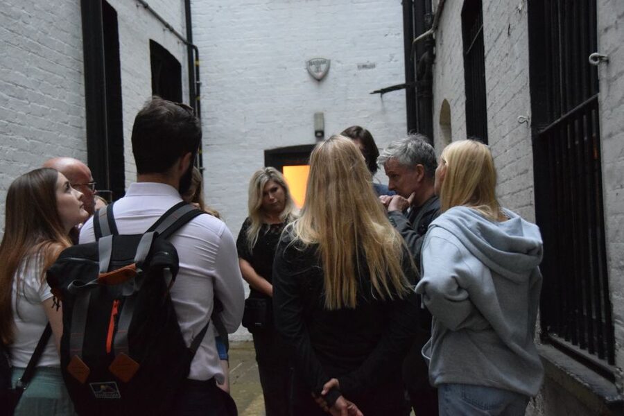 London: Serial Killers of London Guided Walking Tour - The guide style: interactive, story-heavy, and sometimes opinion-forward