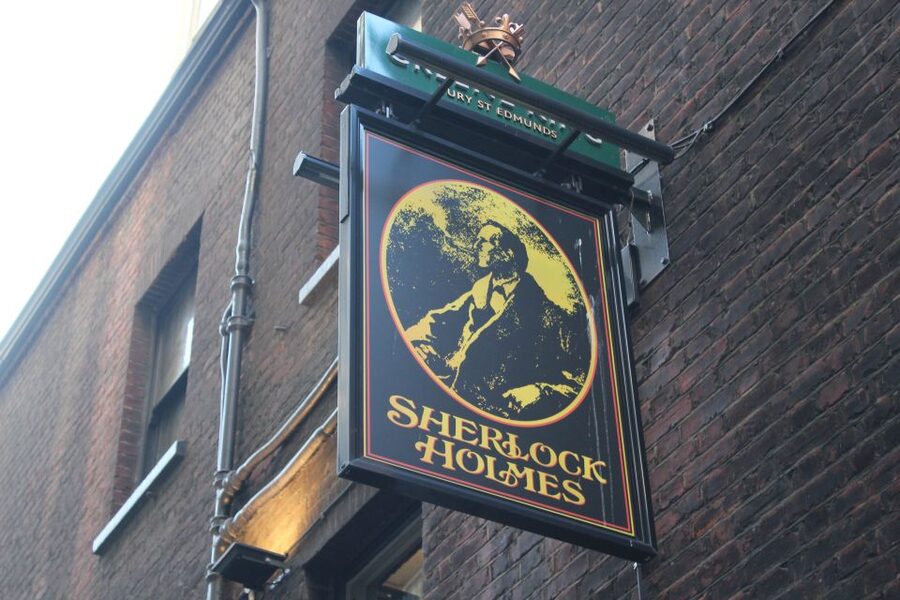 London: Sherlock Holmes Guided City Walking Tour - Practical tips so the walk stays fun (not tiring)