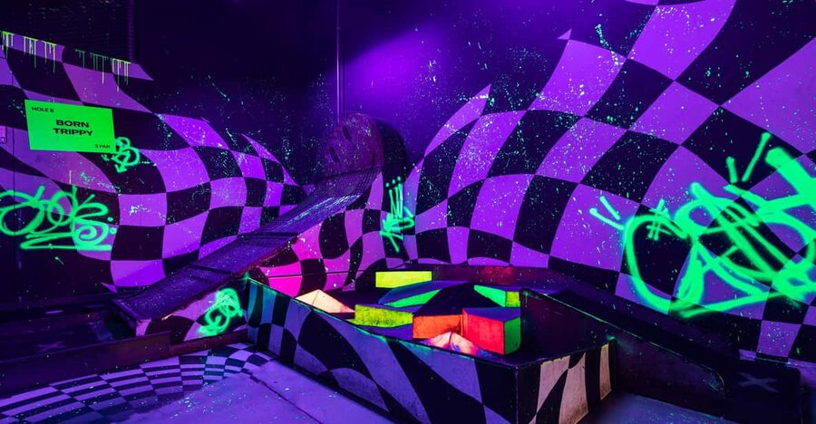 London: Shoreditch Junkyard Golf Tickets for 9 or 18 Holes - Bars, drinks, and that putt-and-party soundtrack