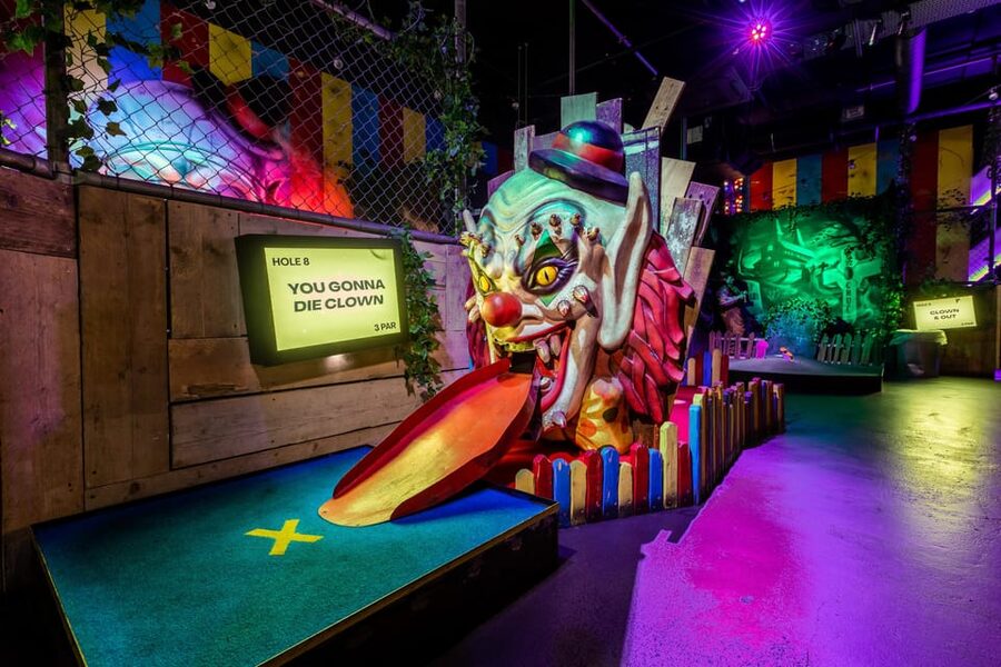 London: Shoreditch Junkyard Golf Tickets for 9 or 18 Holes - Basement Horror Rave: the head-not-lost course choice