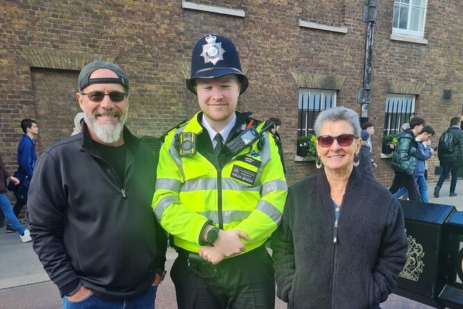 London Sightseeing Private Black Cab Tour with Hotel Pick Up - Why this private black cab route beats a bus day