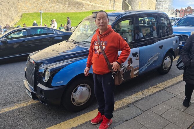 London Sightseeing Private Black Cab Tour with Hotel Pick Up - Tower Bridge: a bridge with a built-in drama habit