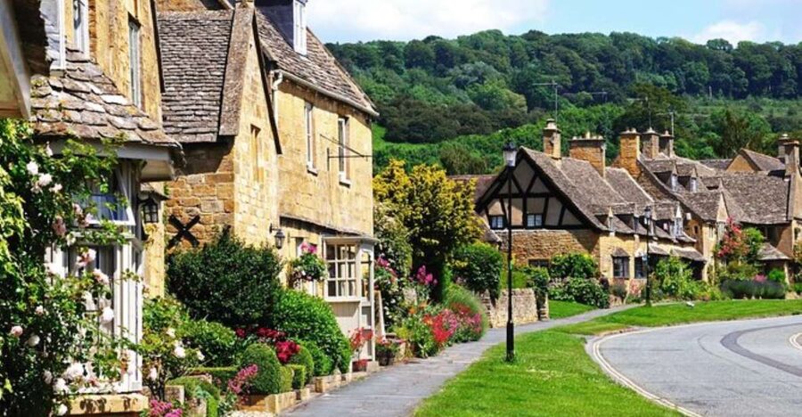 London: Small Group Cotswolds Trip with Bourton-on-the-Water - The Real Pace: What a Full 10-Hour Day Feels Like