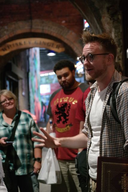 London: Small Group Harry Potter Locations Walking Tour - Leadenhall Market and the Leaky Cauldron entrance