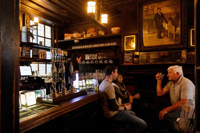 London Small Group Tour of Historical Pubs - Finishing near Covent Garden: keep the fun going