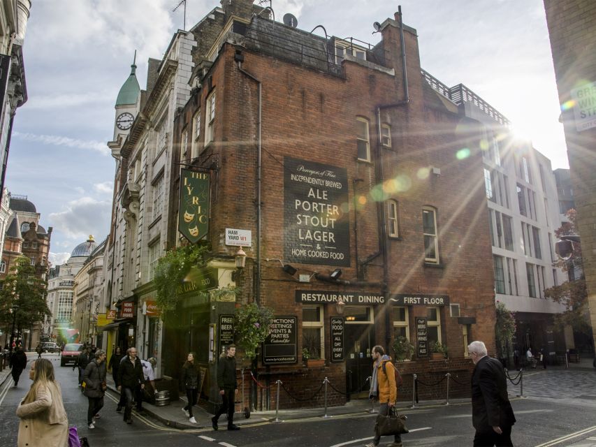 London Soho District - Guided Walking Tour 12 guests 2,5h - Chinatown landing: dumplings, atmosphere, and a smooth pivot