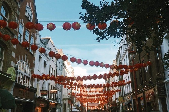 London Soho District Guided Walking Tour Semi-Private 12ppl Max - Piccadilly Circus and the Shaftesbury Fountain: the landmarks behind the postcards