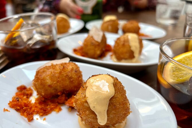 London Soho Food Tour with 7+ Tastings of Delicious Hidden Gems - Stop-by-Stop Walk: Carnaby Street to Chinatown