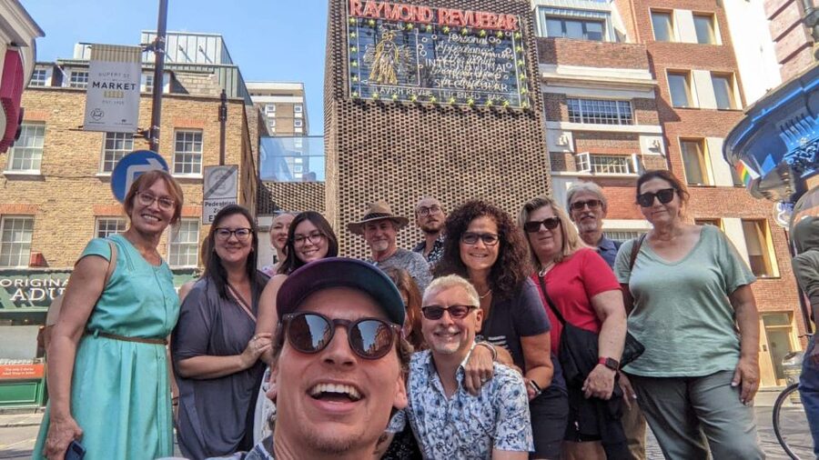 London: Soho Music and Historic Pubs Walking Tour - Meeting at Piccadilly Circus: Finding Your Guide Quickly