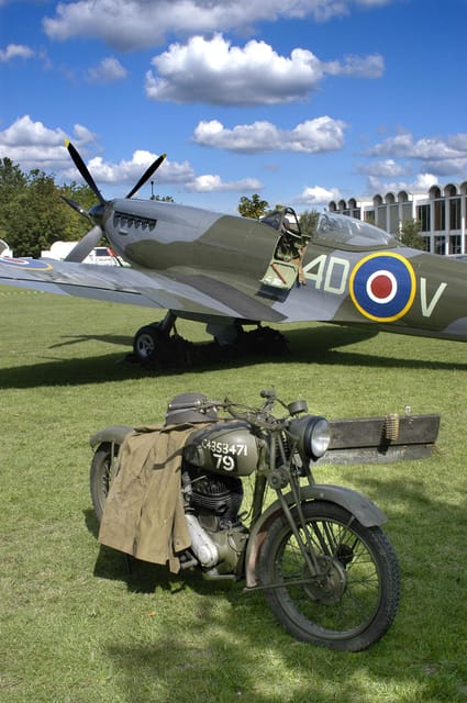 London: Spitfire Cockpit Experience - Royal Air Force Museum Hangar 3: Your 15-Minute Game Plan