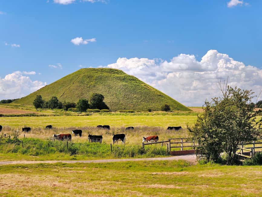 London: Stonehenge, Avebury & Silbury Hill Day Trip - Avebury: a stone circle you can actually walk among