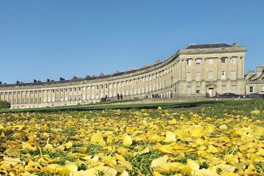 London: Stonehenge, Bath, Lacock, & Avebury Small Group Tour - Stonehenge First: Why This Schedule Feels Smarter