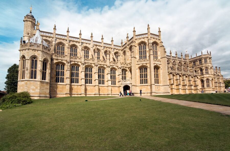 London: Stonehenge, Windsor, and Bath Day Trip by Bus - Price and value: what your $120 buys in the real world