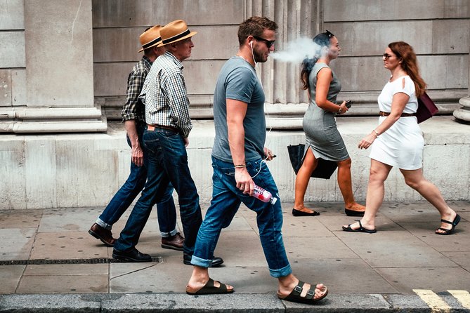 London Street Photo workshop - London Bridge to Tate Modern: a street-photo route that teaches fast