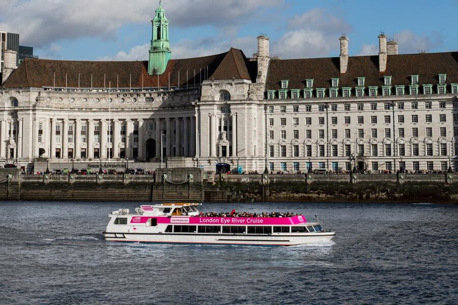 London: Thames River Cruise with Optional London Eye Ticket - Getting On Board at London Eye Pier: Where the Views Start Immediately