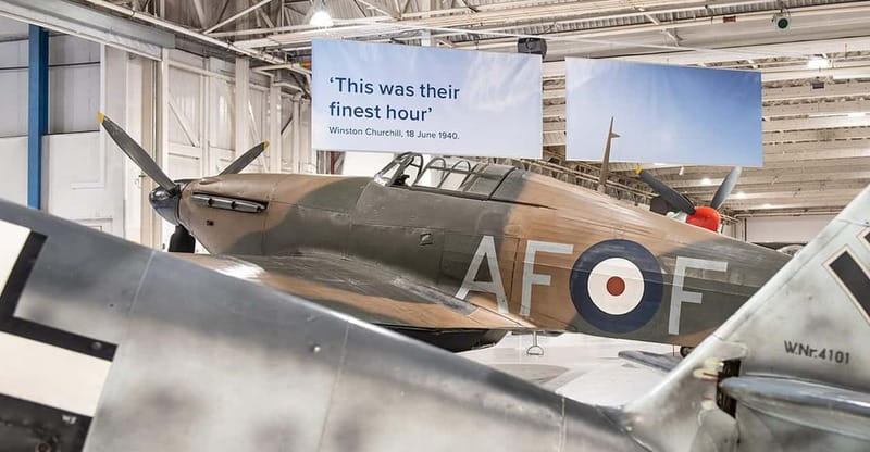 London: The Battle of Britain Tour at the RAF Museum - Hangar 5 and the Lancaster Bomber: how to start without stress