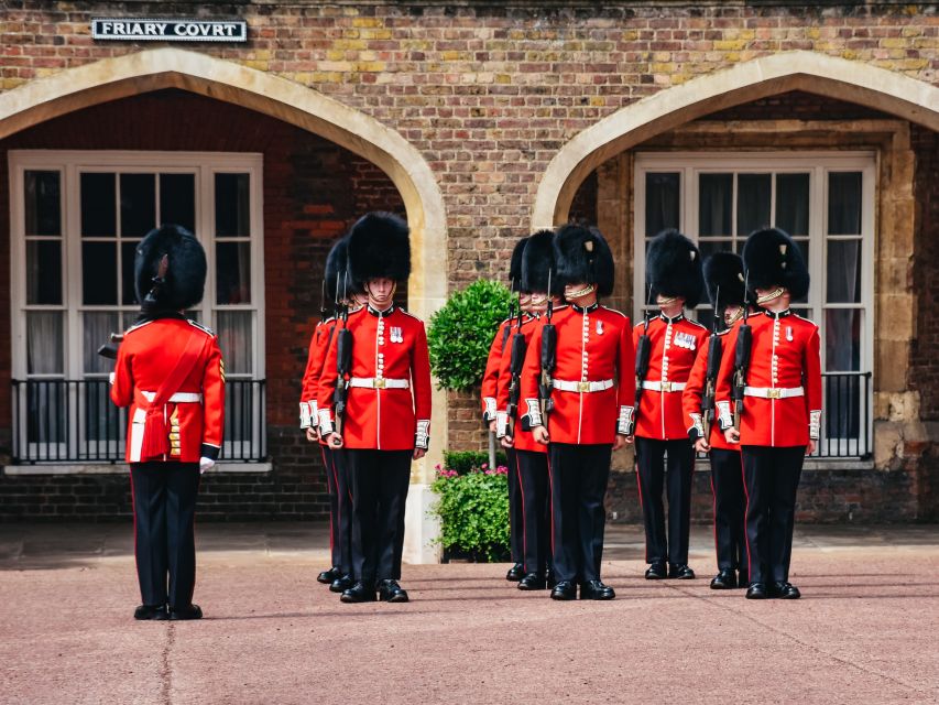 London: The Changing of the Guard Tour and Buckingham Palace - Trafalgar Square finish: what you can do next with your remaining time