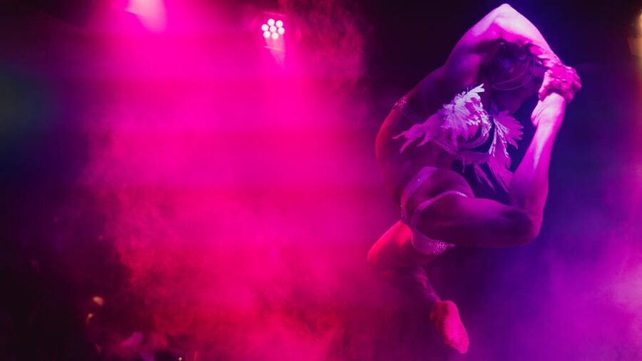 London: The Saturday Supershow Cabaret at Phoenix Arts Club - Practicalities for your London night: timing, rules, and comfort