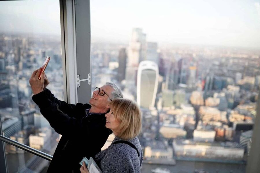 London: The Shard Entry Ticket with Champagne - The 72nd-floor panorama: what the height changes for your photos