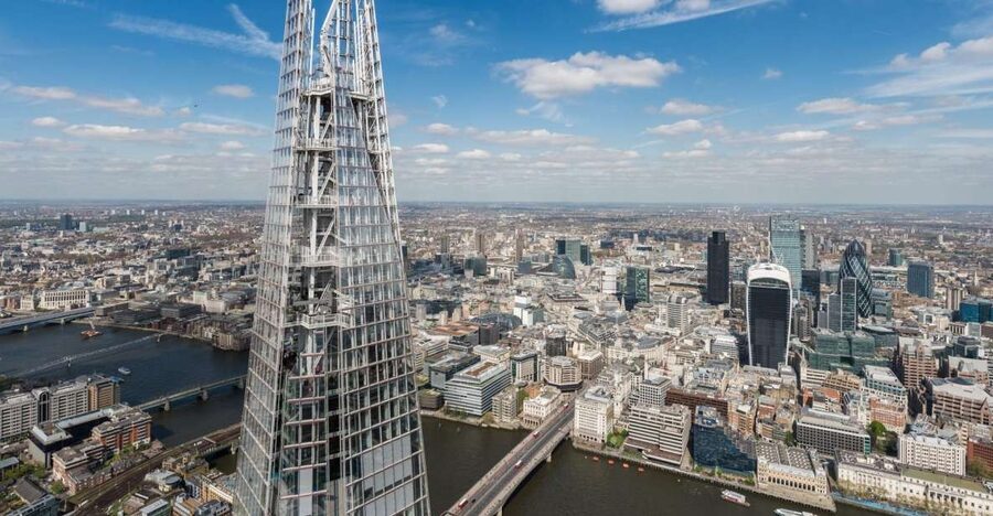 London: The View from The Shard - Open-air moments vs glass walls: how to get the best photos