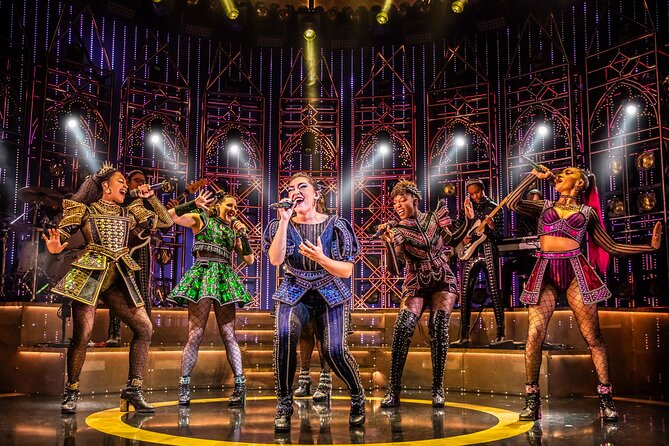 London Theatre: SIX The Musical - What to Expect on Stage: Rhythm, Repetition, and Big Performer Moments
