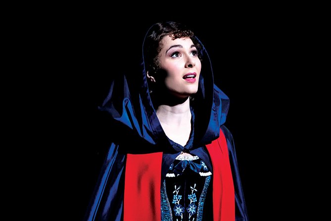 London Theatre: The Phantom of the Opera - Walking Into the Venue: Intimate West End Energy and Old-World Charm