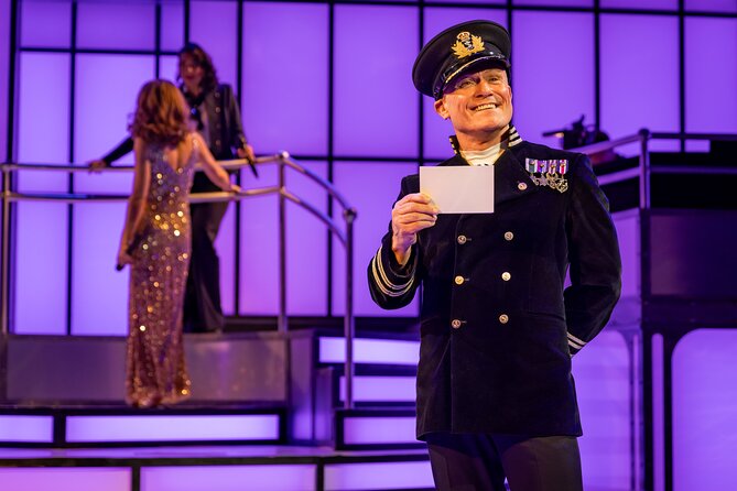 London Theatre: Titanique - Who this show fits best (and who should skip)