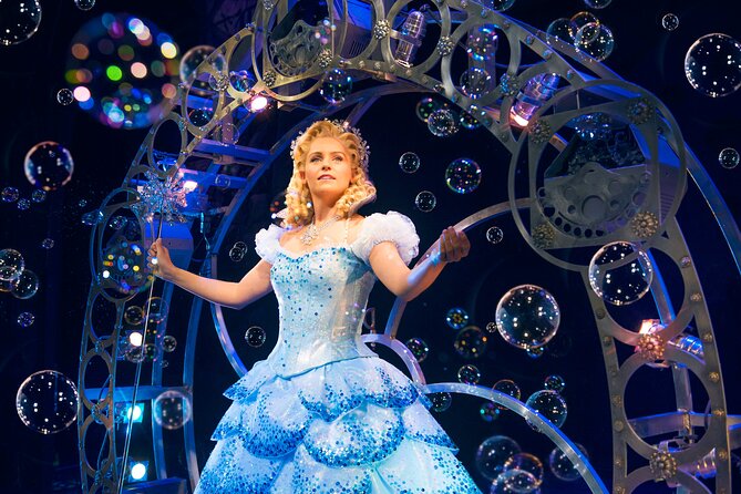 London Theatre: Wicked the Musical - Intermission, drinks, and keeping the night smooth