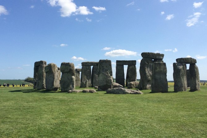London to Southampton Cruise Port Including Stonehenge - Pickup and Timing: Getting Out of London Without the Headache
