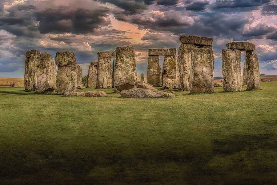 London to Southampton Cruise Terminal via Stonehenge - Stonehenge Stop That Gets You to the Ship Without Sprinting