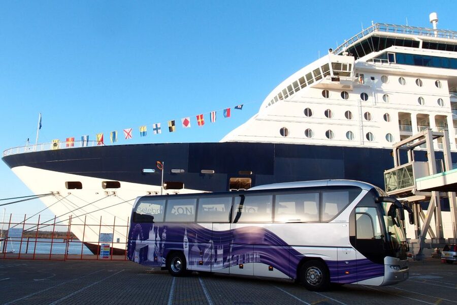 London to Southampton Cruise Terminal via Stonehenge - Executive Coach Pickup From London and Heathrow (and Why Timing Matters)