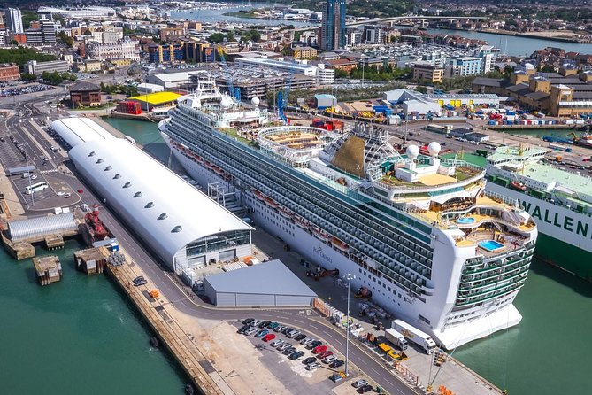 London to Southampton Cruise Terminals Private Minivan Transfer - Vehicle Sizes and Luggage Fit (This Matters More Than You Think)