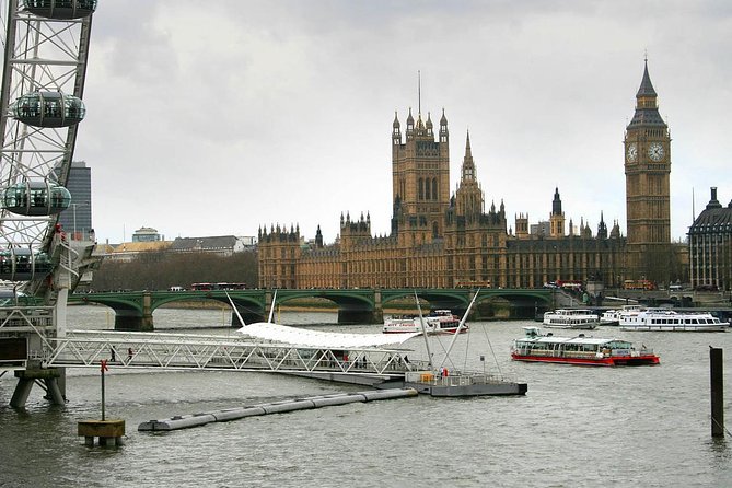 London to Southampton Private Transfer Service - Your private vehicle and luggage help (from sedans to vans)