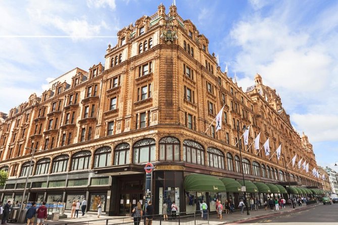 London to Southampton Private Transfer Service - Price and value: $270.50 per person and what you’re really buying