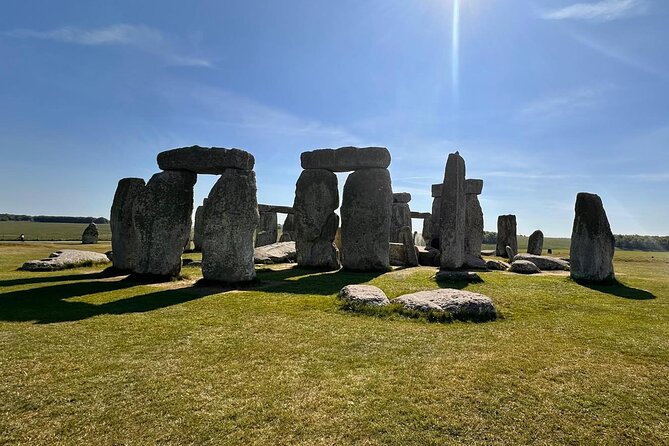 London to Southampton Via Stonehenge One-Way Private Transfer - A One-Way Transfer That Turns Transit Time Into a Sight Stop