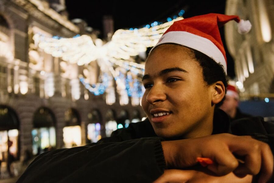 London: Tootbus Christmas Lights Tour incl walking tours - Coventry Street start and the one-hour reality check