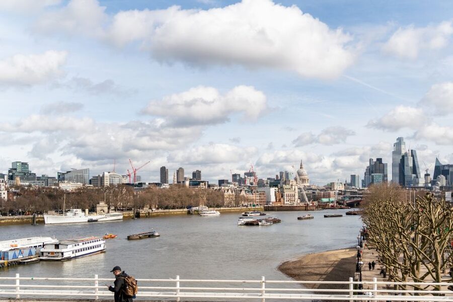 London: Tootbus Hop-on Hop-off (Optional River Cruise) - How the Tootbus Hop-On Hop-Off Works (Routes, Stops, and Your Pace)