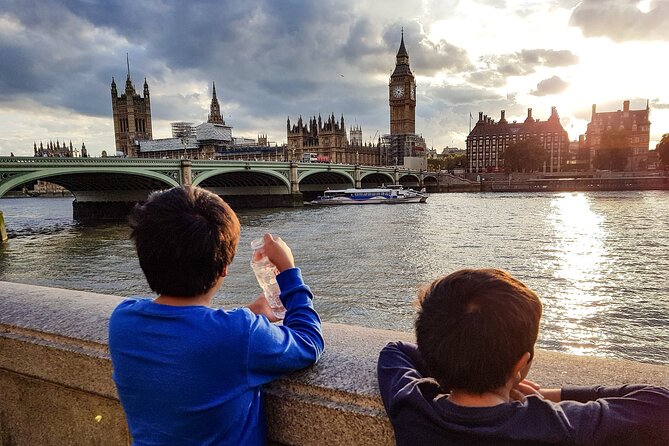London Tootbus Kids Tour with Bespoke Live Guided Commentary - The app and Wi‑Fi: small perks that prevent big headaches