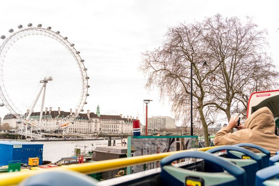 London: Tootbus Must-See Hop-On Hop-Off Bus Tour with Cruise - Using the Tootbus App Like a Local (Not a Tourist)