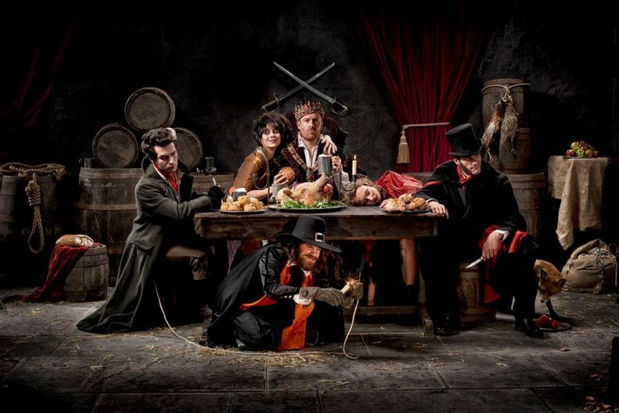 London: Top 30 Sights Walking Tour and London Dungeon Entry - Southbank Centre and St Paul’s: the day’s visual reset