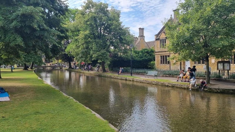 London: Top 7 Cotswolds Stops plus Shakespeare's Stratford - Why a 16-Seat Cotswolds Minibus Makes a Difference