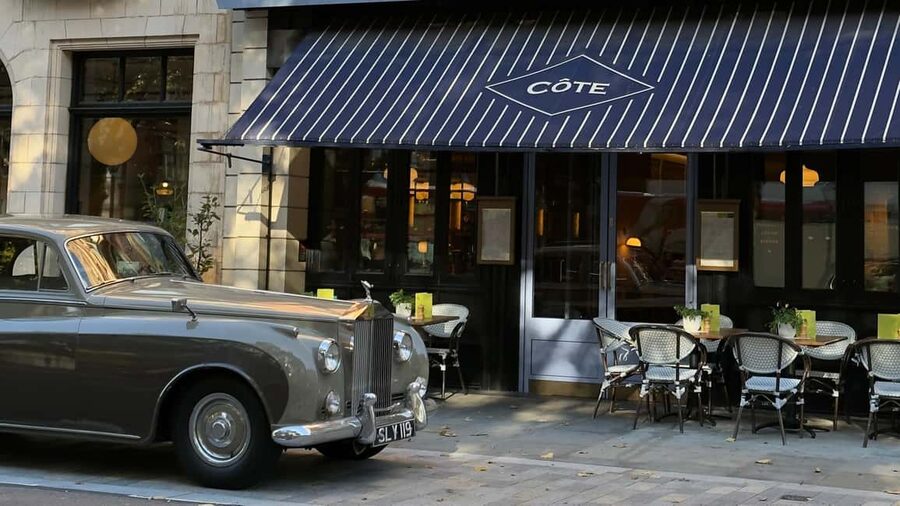 London Tour in a Vintage Rolls Royce - Price and value: $472 per group up to 4 people