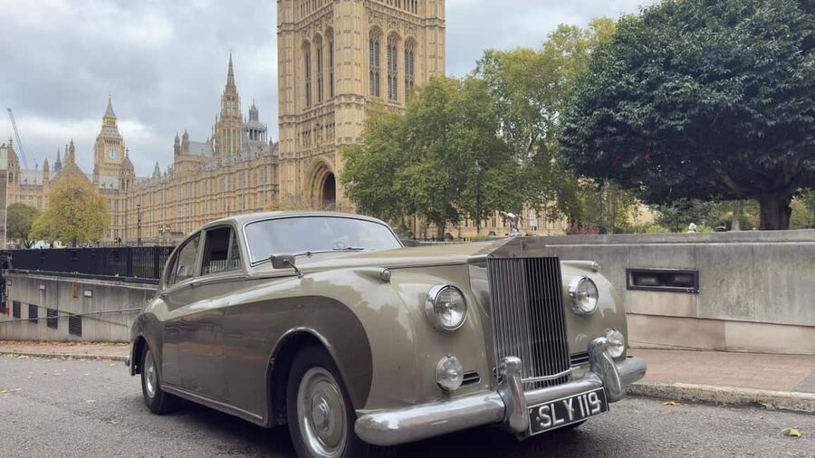 London Tour in a Vintage Rolls Royce - What you’ll likely see in 2 hours, from Regent Street to Westminster