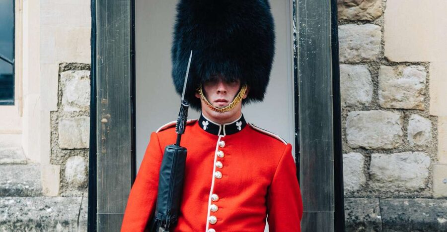 London: Tour with Private Guide - Pickup to first steps: how the tour starts in a good mood