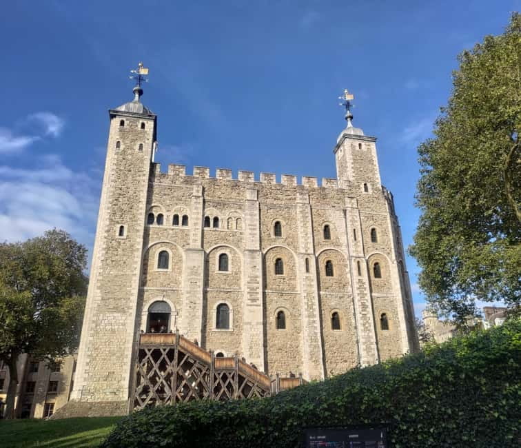 London: Tower of London and Tower Bridge Private Tour - Tower Bridge: the glass walkway and those “wait, that’s how it opens” moments