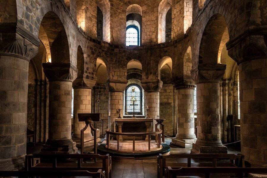 London: Tower of London Guided Tour with Crown Jewels Option - Reserved tickets and “skip-the-line” realities: what you gain (and what you don’t)