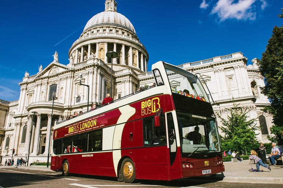London: Tower of London, Hop-on, Hop-off Bus & River Cruise - Riding the Thames one-way: Westminster to Tower Pier in about 40 minutes